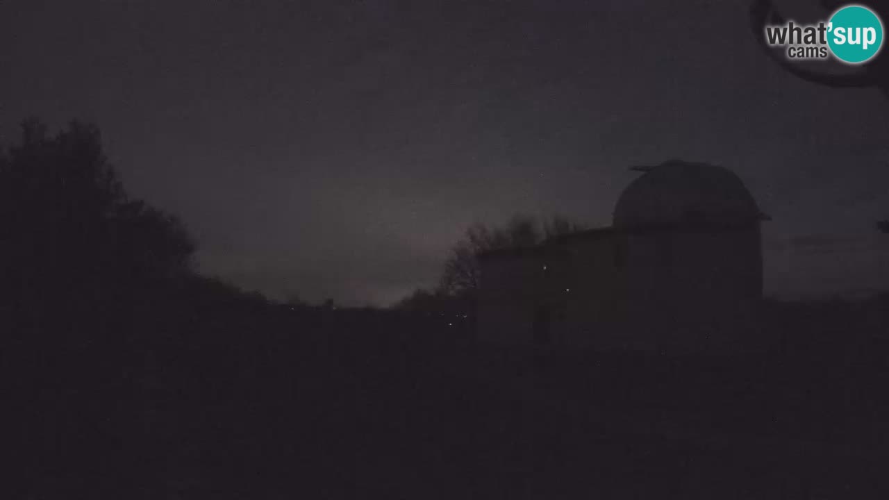 Višnjan Observatory Webcam: Gaze into the Cosmos from Istria, Croatia