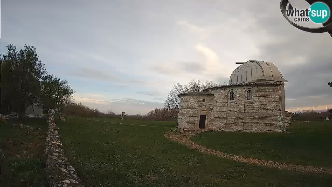 Višnjanska observatorijska spletna kamera: Opazujte vesolje iz Istre, Hrvaška