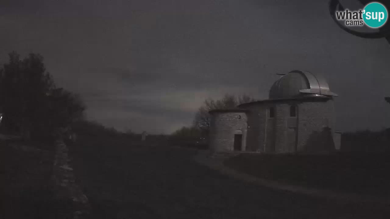 Višnjan Observatory Webcam: Gaze into the Cosmos from Istria, Croatia