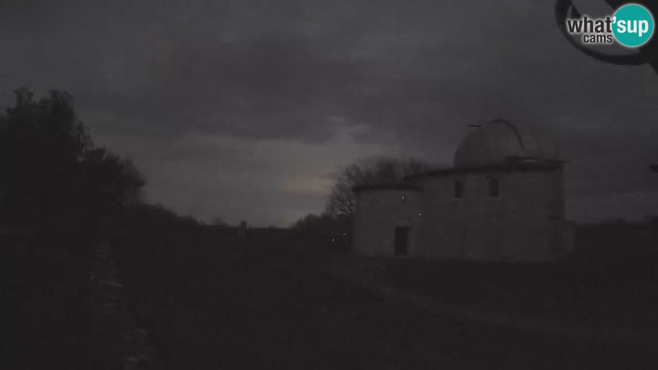 Višnjan Observatory Webcam: Gaze into the Cosmos from Istria, Croatia