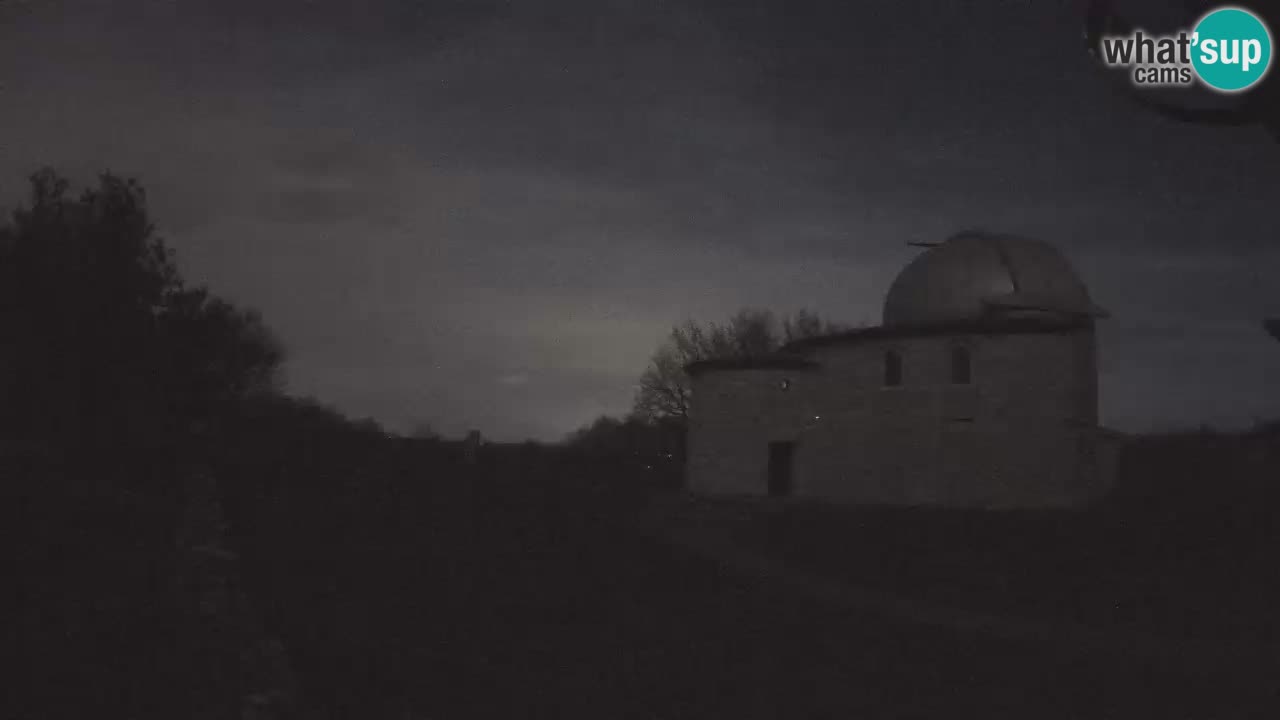 Višnjan Observatory Webcam: Gaze into the Cosmos from Istria, Croatia
