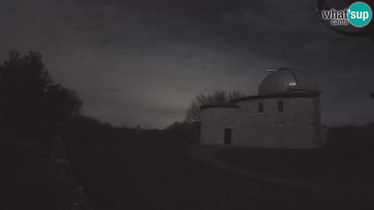 Višnjan Observatory Webcam: Gaze into the Cosmos from Istria, Croatia