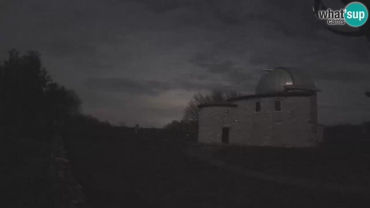 Višnjan Observatory Webcam: Gaze into the Cosmos from Istria, Croatia