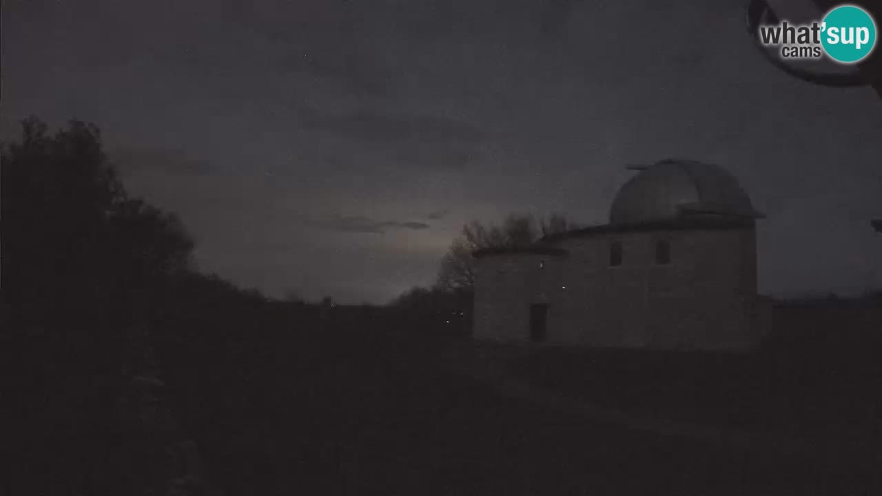 Višnjan Observatory Webcam: Gaze into the Cosmos from Istria, Croatia