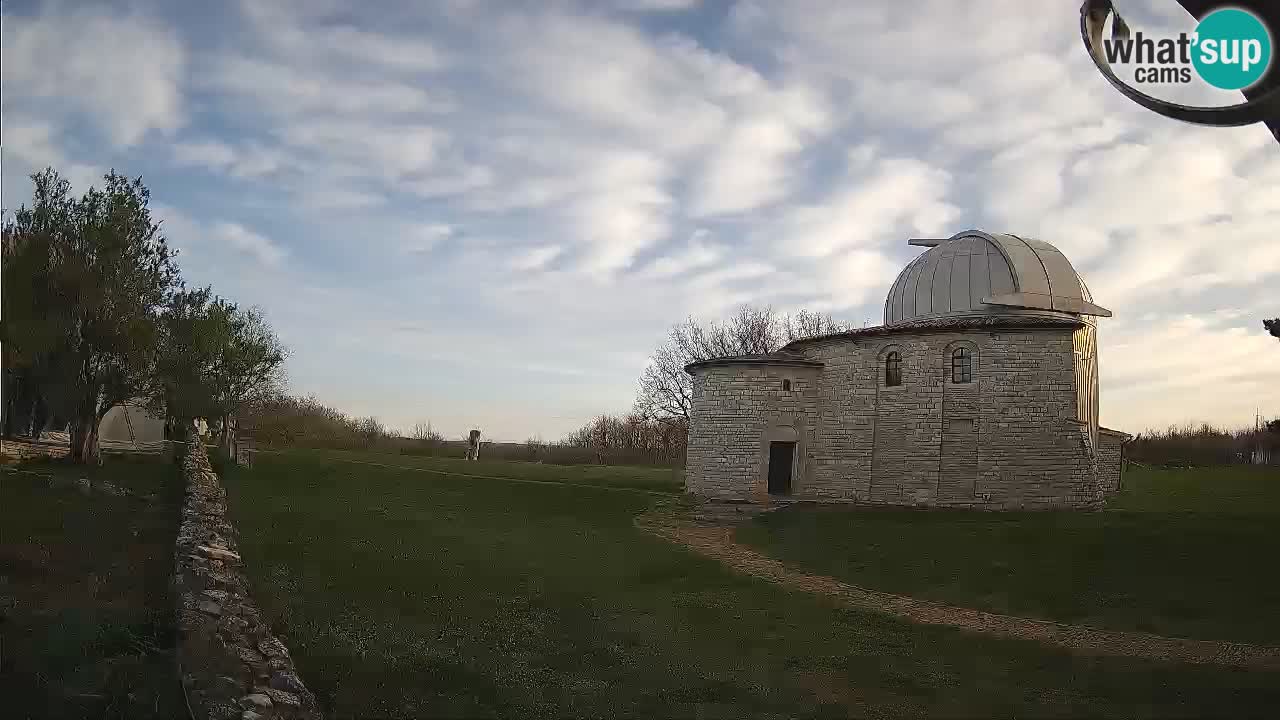 Višnjan Observatory Webcam: Gaze into the Cosmos from Istria, Croatia