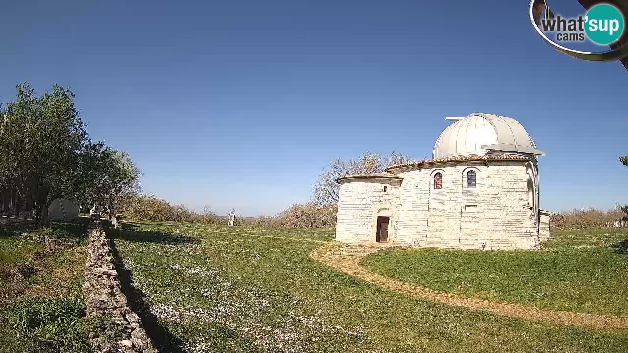 Višnjan Observatory Webcam: Gaze into the Cosmos from Istria, Croatia