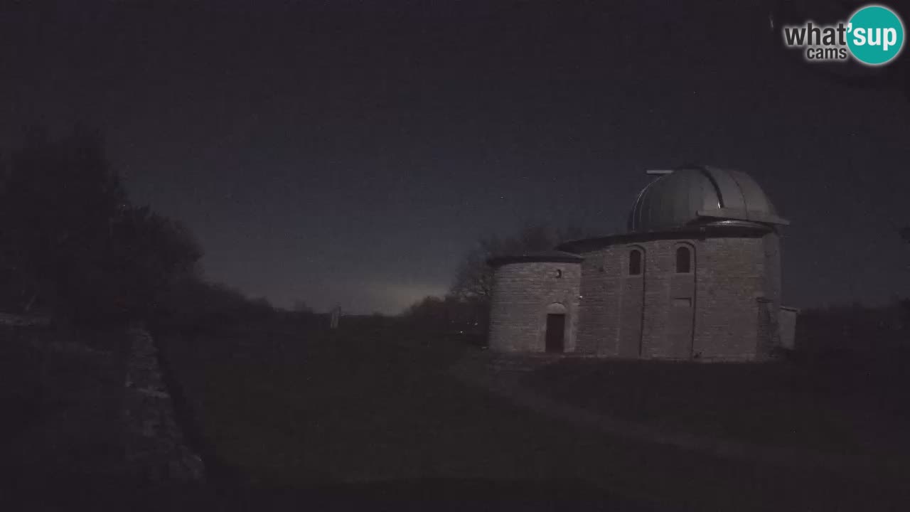 Višnjan Observatory Webcam: Gaze into the Cosmos from Istria, Croatia