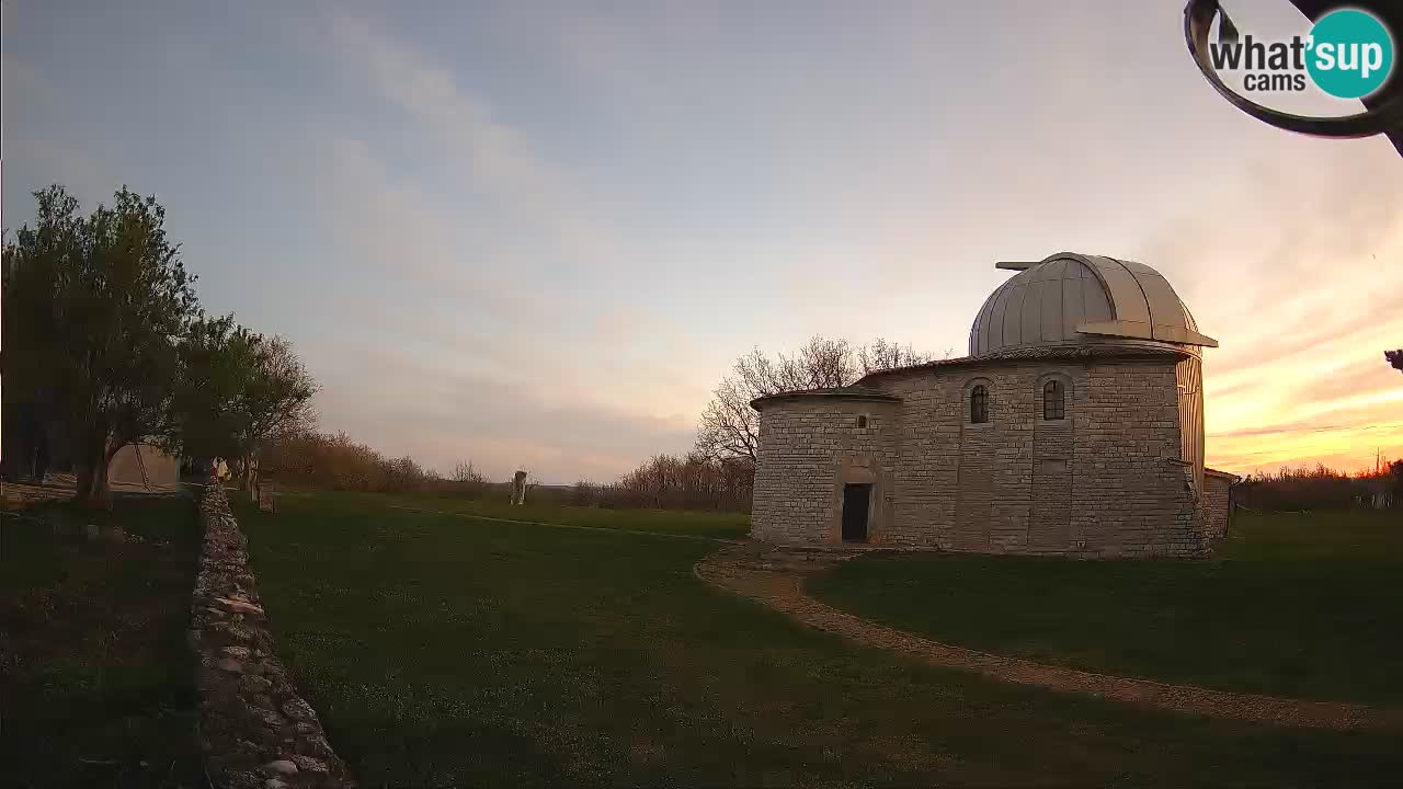 Višnjan Observatory Webcam: Gaze into the Cosmos from Istria, Croatia