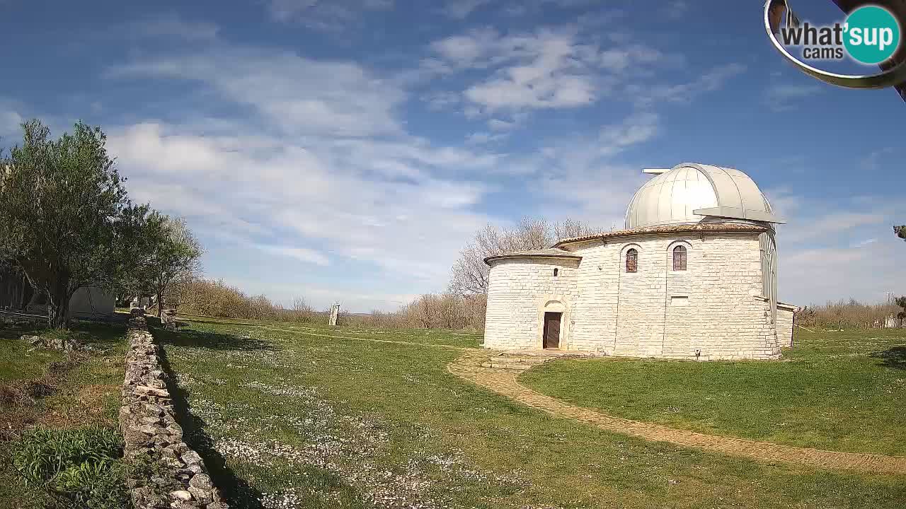 Webcam de l’Observatoire de Višnjan: Plongez dans le cosmos depuis l’Istrie, Croatie