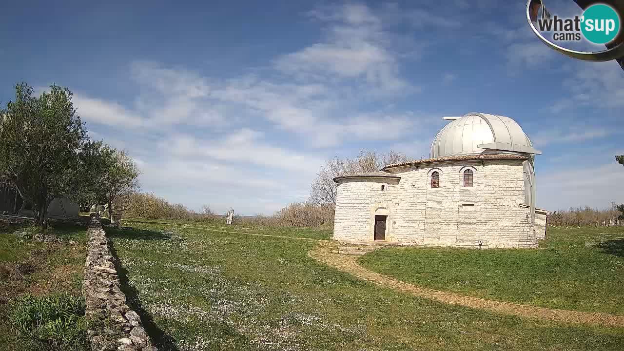 Višnjanska opservatorijska web kamera: Zavirite u svemir s poluotoka Istre, Hrvatska