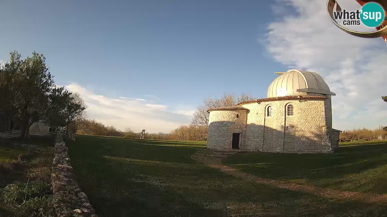 Višnjan Observatory Webcam: Gaze into the Cosmos from Istria, Croatia