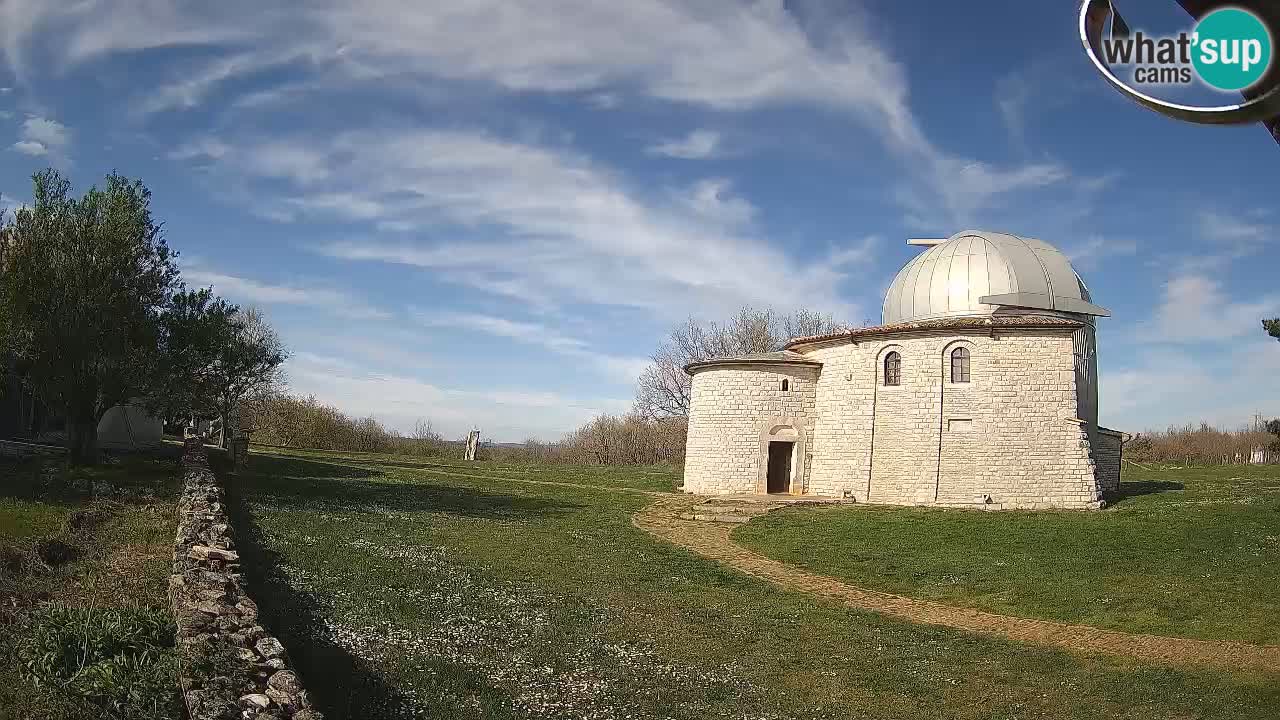 Višnjan Observatory Webcam: Gaze into the Cosmos from Istria, Croatia