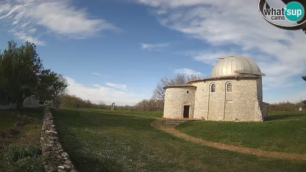 Webcam de l’Observatoire de Višnjan: Plongez dans le cosmos depuis l’Istrie, Croatie