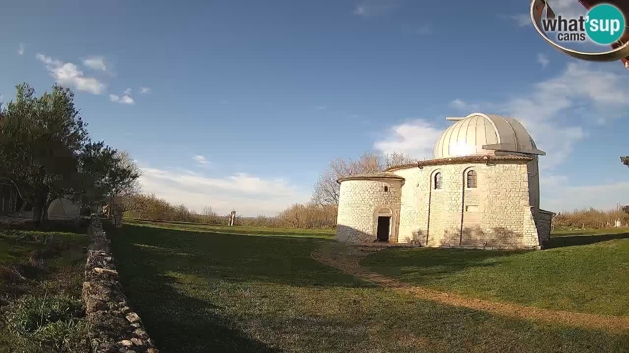 Višnjanska opservatorijska web kamera: Zavirite u svemir s poluotoka Istre, Hrvatska