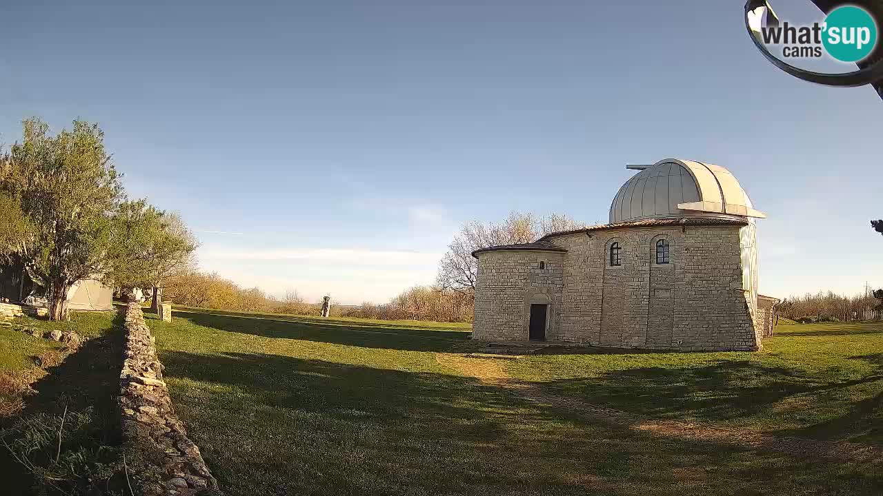 Višnjanska observatorijska spletna kamera: Opazujte vesolje iz Istre, Hrvaška