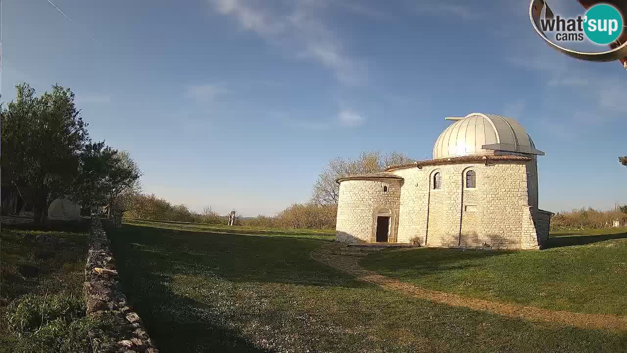 Webcam de l’Observatoire de Višnjan: Plongez dans le cosmos depuis l’Istrie, Croatie