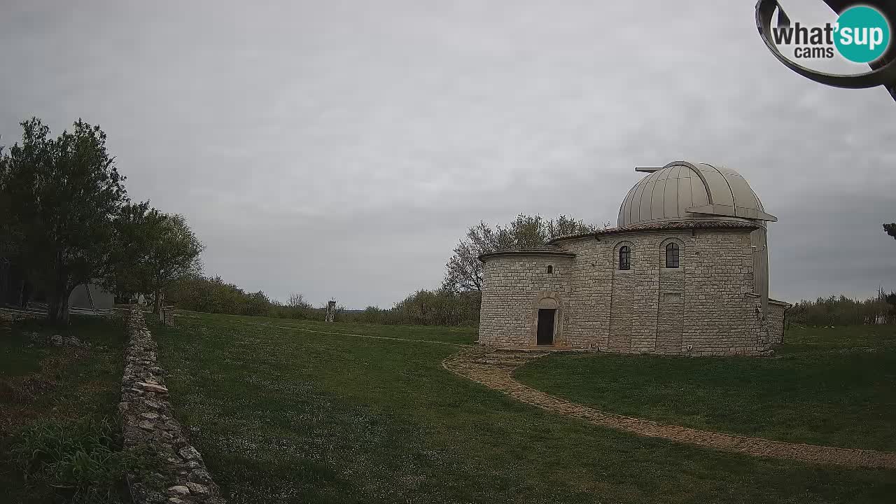 Višnjanska opservatorijska web kamera: Zavirite u svemir s poluotoka Istre, Hrvatska