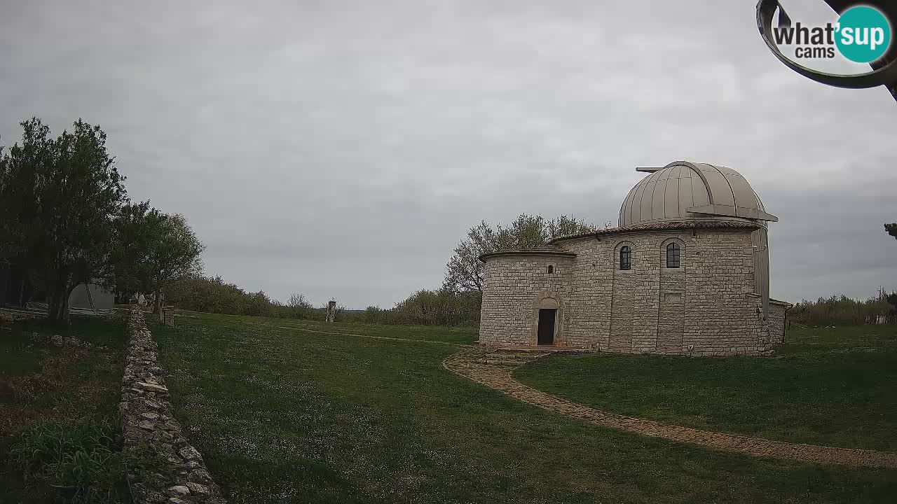 Višnjanska opservatorijska web kamera: Zavirite u svemir s poluotoka Istre, Hrvatska