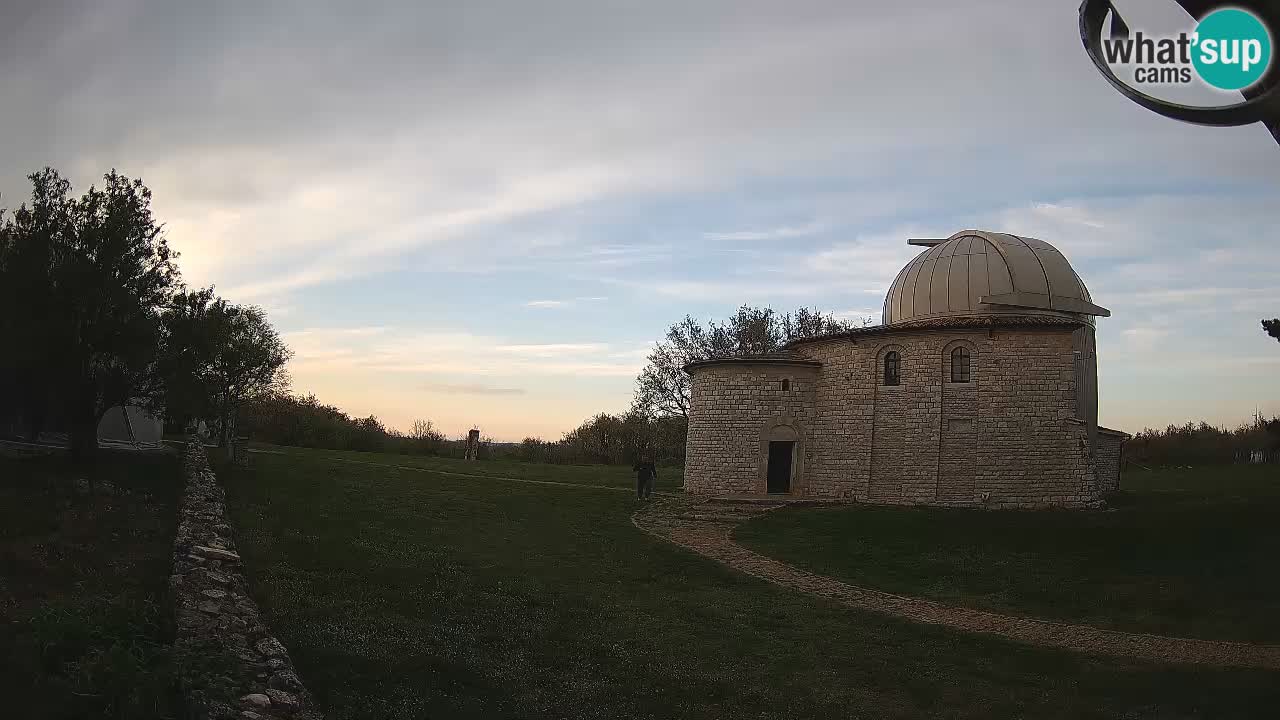 Webcam de l’Observatoire de Višnjan: Plongez dans le cosmos depuis l’Istrie, Croatie