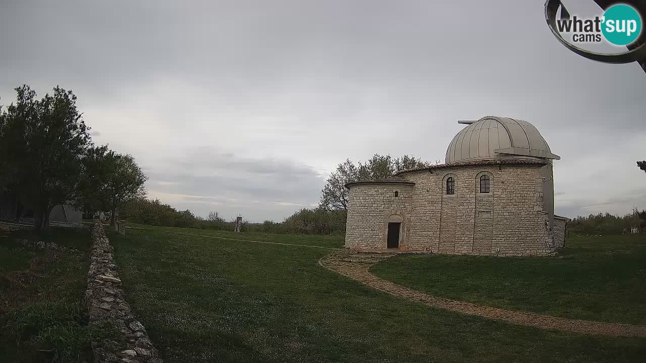 Višnjan Observatory Webcam: Gaze into the Cosmos from Istria, Croatia