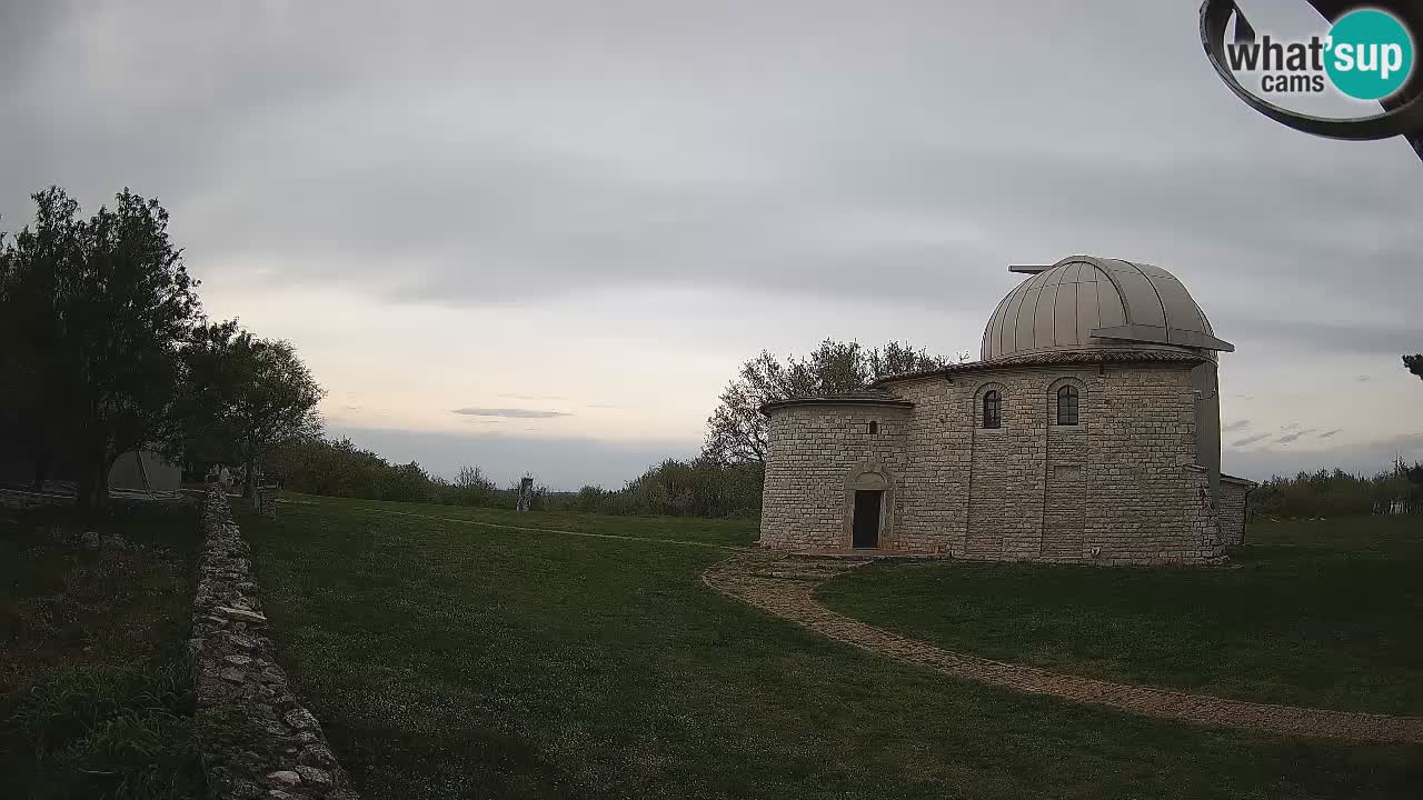 Višnjan Observatory Webcam: Gaze into the Cosmos from Istria, Croatia