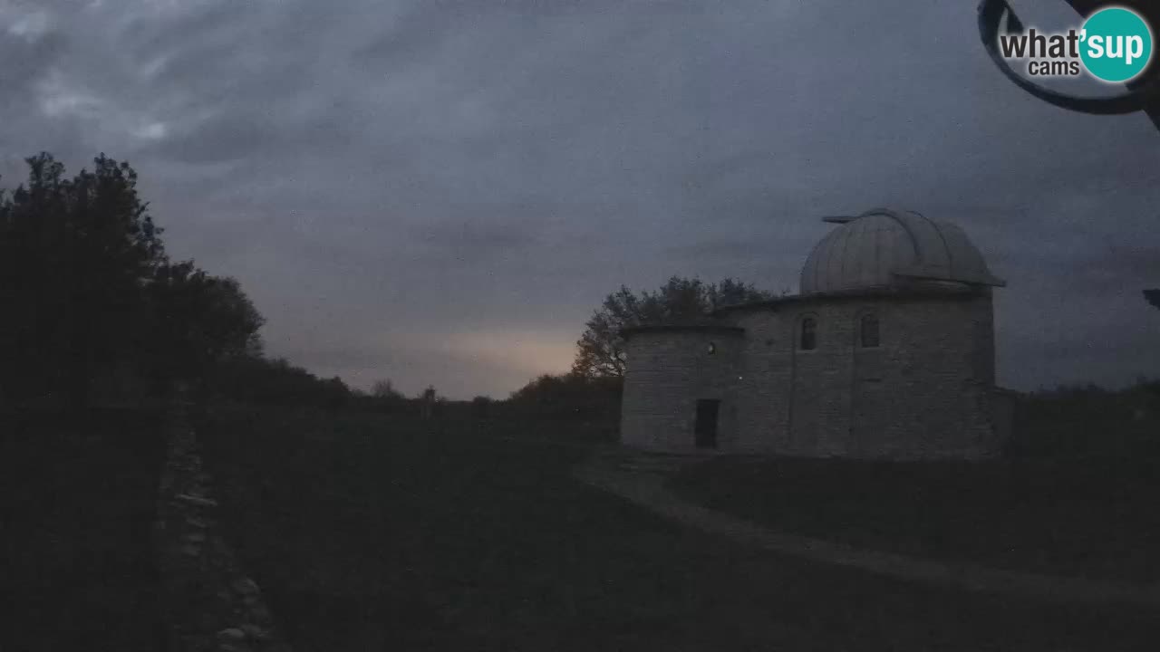 Višnjan Observatory Webcam: Gaze into the Cosmos from Istria, Croatia