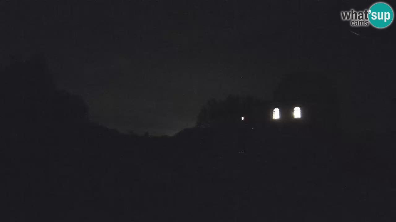 Višnjanska opservatorijska web kamera: Zavirite u svemir s poluotoka Istre, Hrvatska