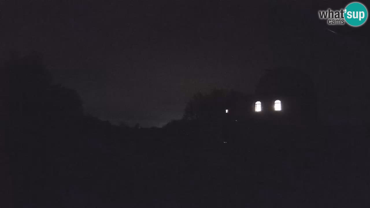 Višnjanska opservatorijska web kamera: Zavirite u svemir s poluotoka Istre, Hrvatska