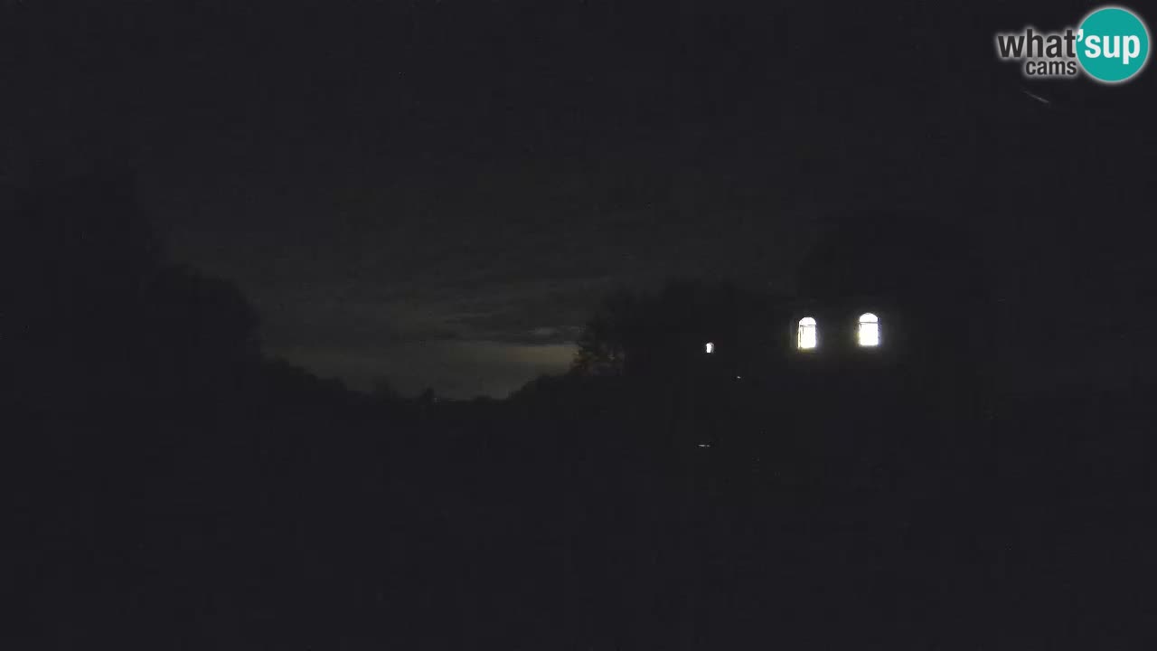 Višnjanska opservatorijska web kamera: Zavirite u svemir s poluotoka Istre, Hrvatska