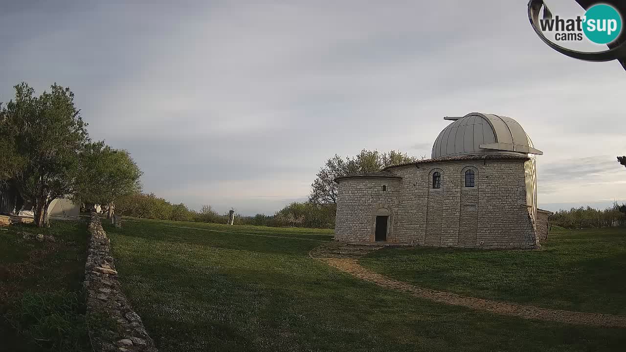 Višnjanska observatorijska spletna kamera: Opazujte vesolje iz Istre, Hrvaška