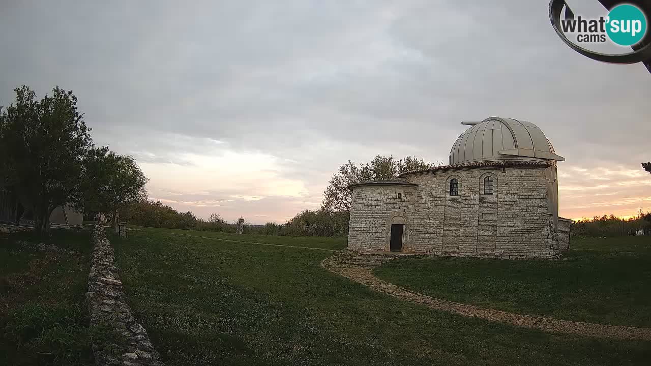 Višnjan Observatory Webcam: Gaze into the Cosmos from Istria, Croatia