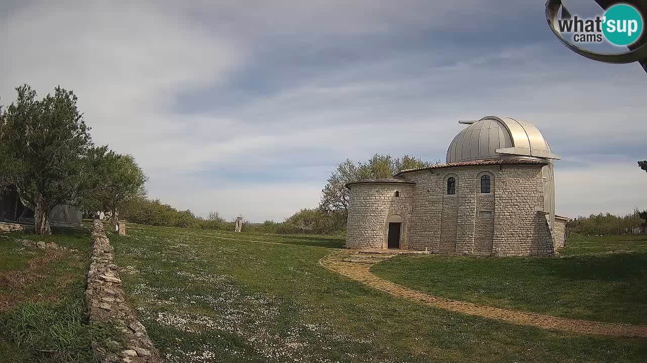 Višnjanska observatorijska spletna kamera: Opazujte vesolje iz Istre, Hrvaška