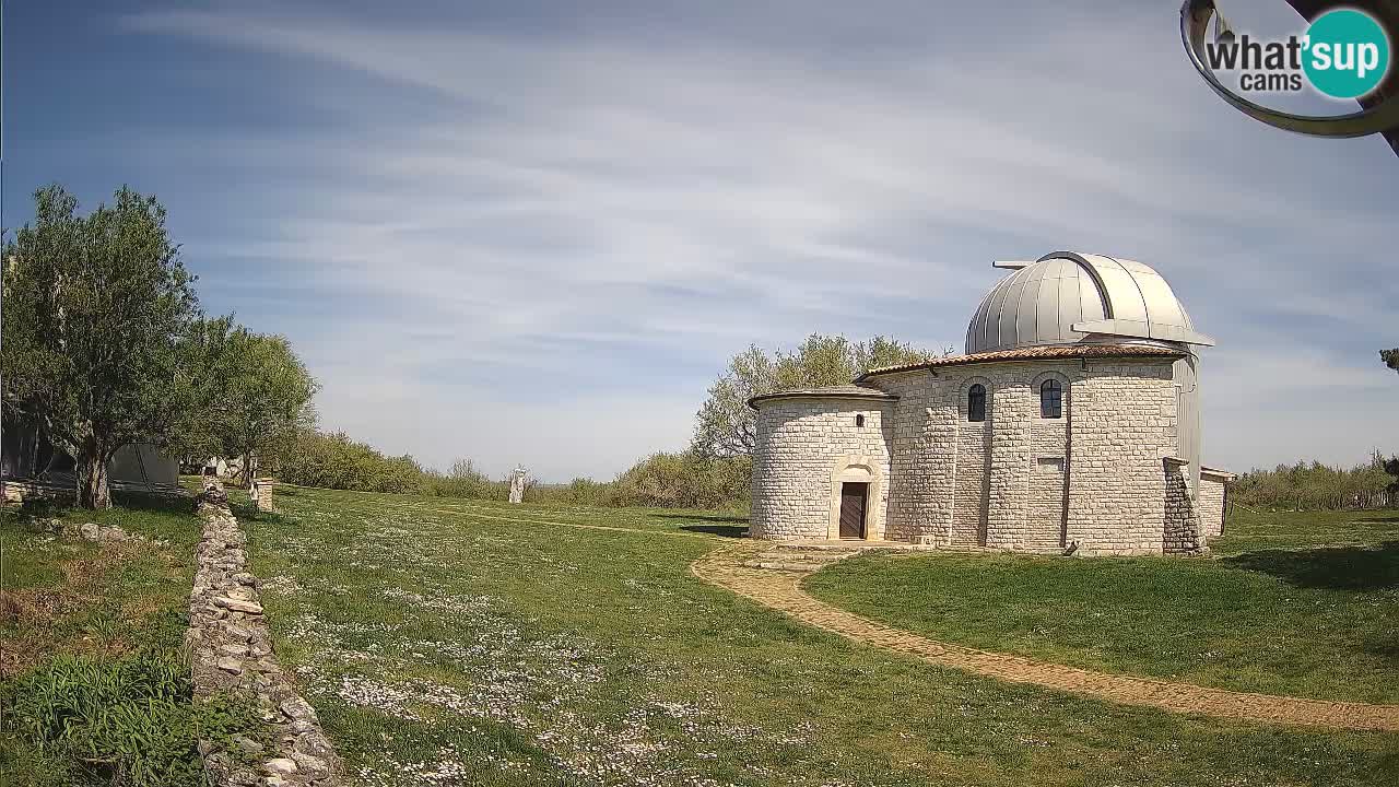 Višnjanska opservatorijska web kamera: Zavirite u svemir s poluotoka Istre, Hrvatska