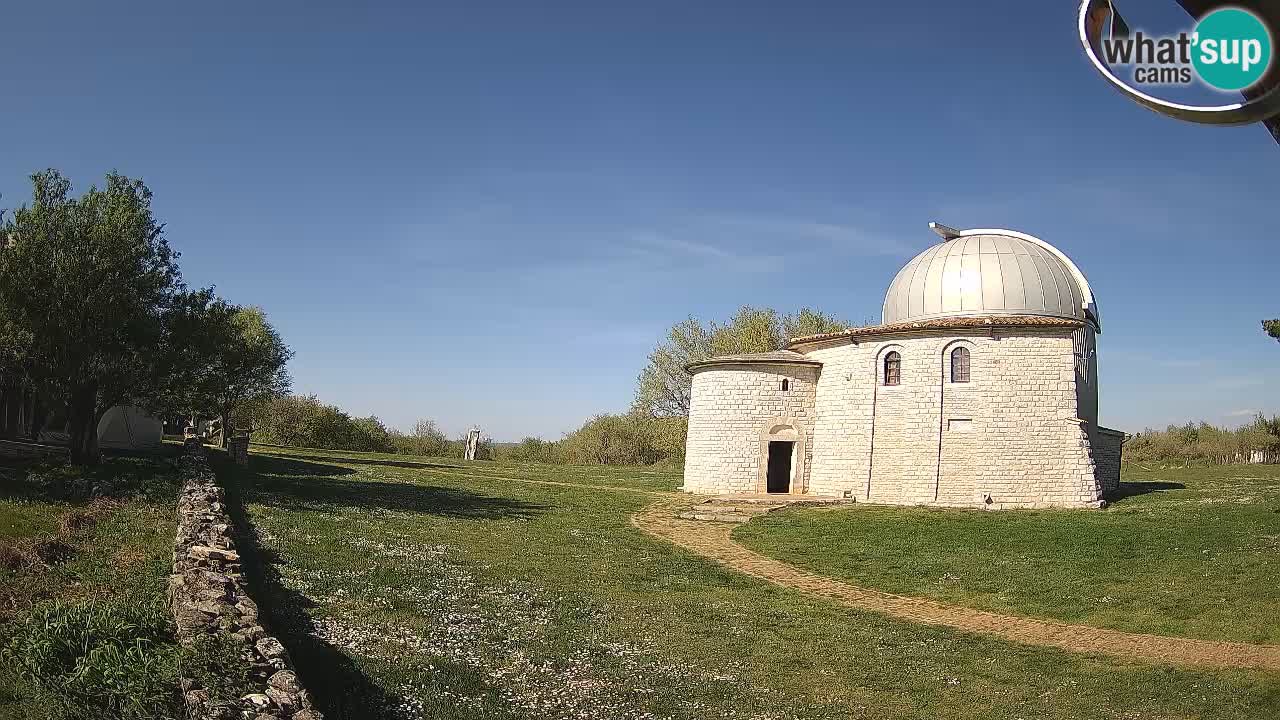 Webcam de l’Observatoire de Višnjan: Plongez dans le cosmos depuis l’Istrie, Croatie
