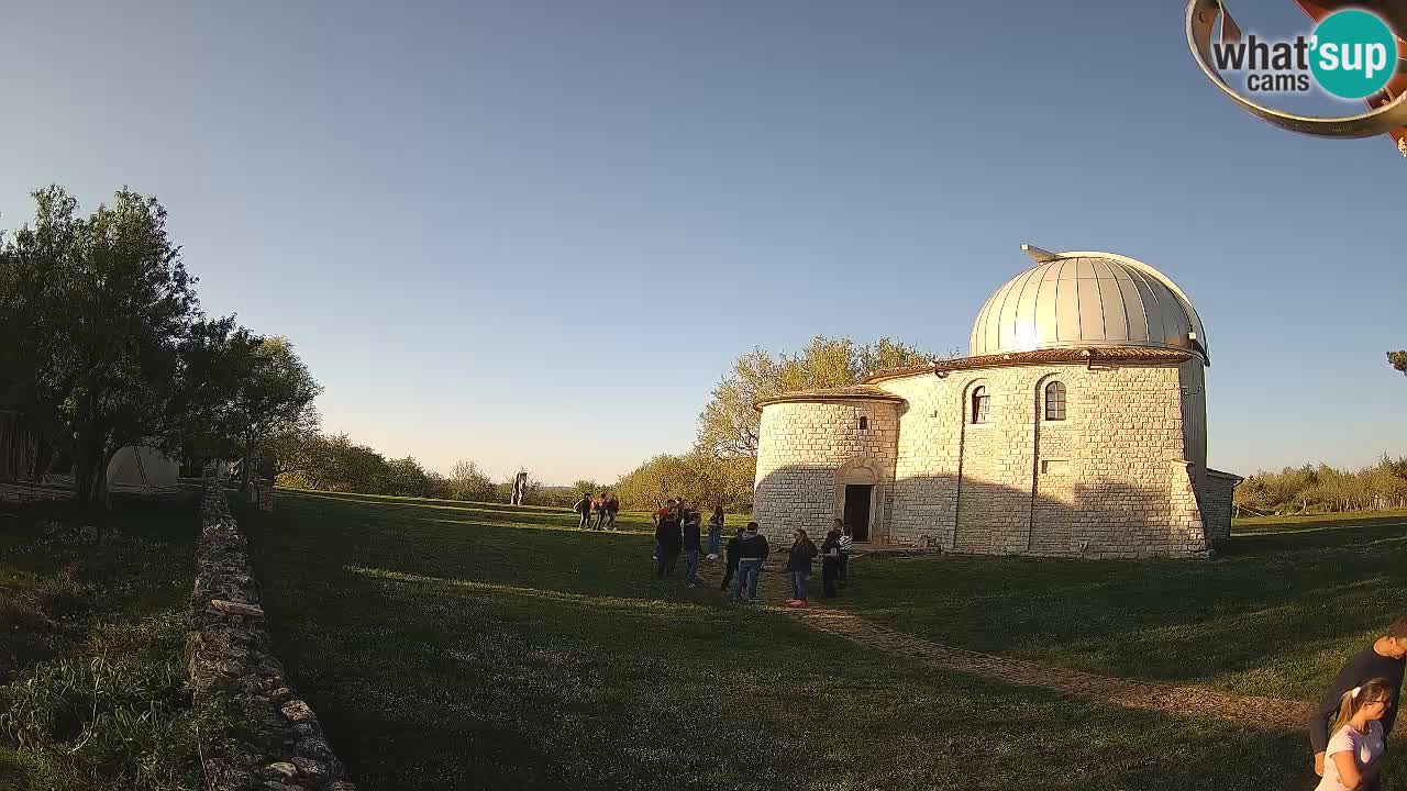 Webcam de l’Observatoire de Višnjan: Plongez dans le cosmos depuis l’Istrie, Croatie