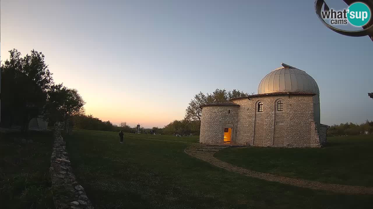 Webcam de l’Observatoire de Višnjan: Plongez dans le cosmos depuis l’Istrie, Croatie