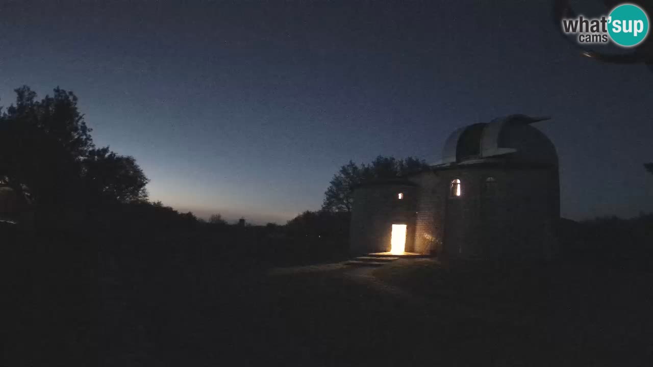 Webcam de l’Observatoire de Višnjan: Plongez dans le cosmos depuis l’Istrie, Croatie