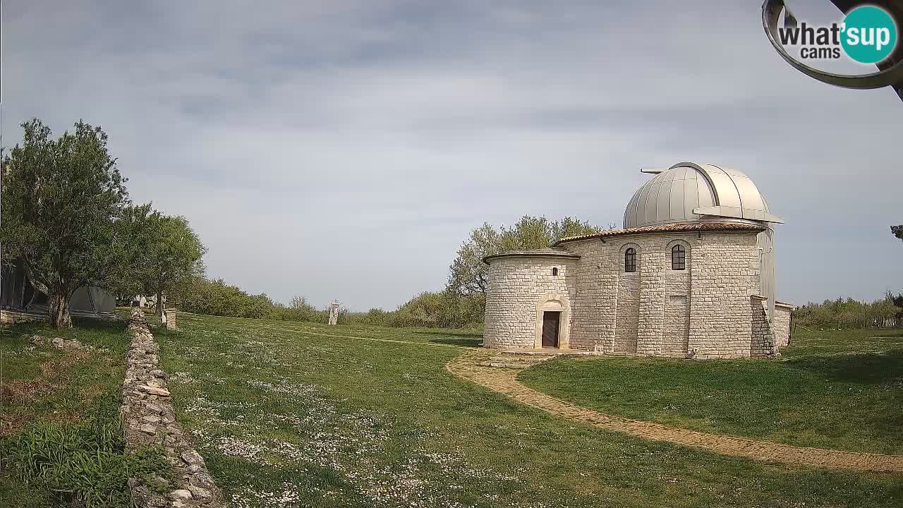 Višnjan Observatory Webcam: Gaze into the Cosmos from Istria, Croatia