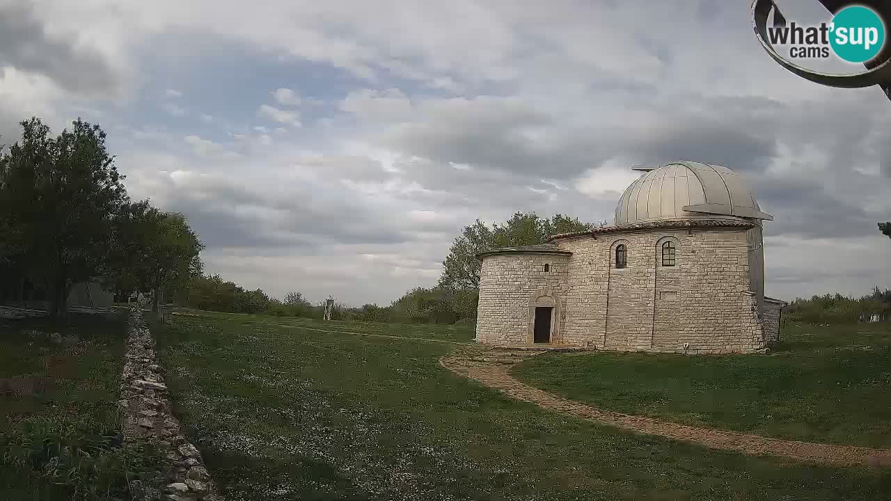 Višnjan Observatory Webcam: Gaze into the Cosmos from Istria, Croatia