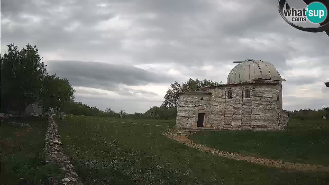 Višnjanska opservatorijska web kamera: Zavirite u svemir s poluotoka Istre, Hrvatska