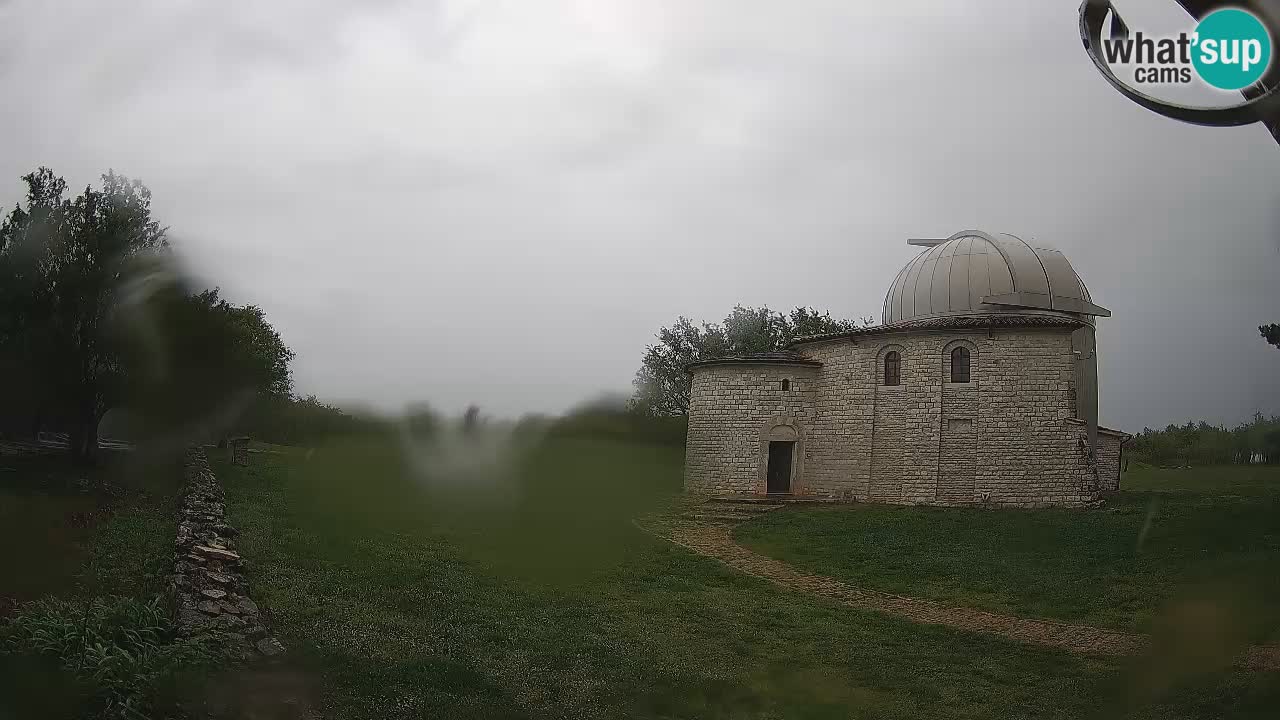 Višnjanska opservatorijska web kamera: Zavirite u svemir s poluotoka Istre, Hrvatska
