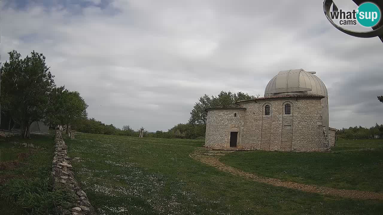 Višnjan Observatory Webcam: Gaze into the Cosmos from Istria, Croatia