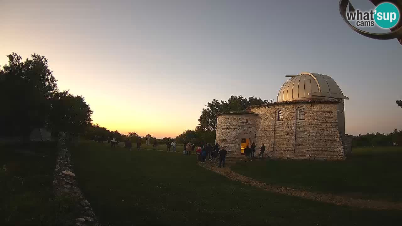 Webcam de l’Observatoire de Višnjan: Plongez dans le cosmos depuis l’Istrie, Croatie
