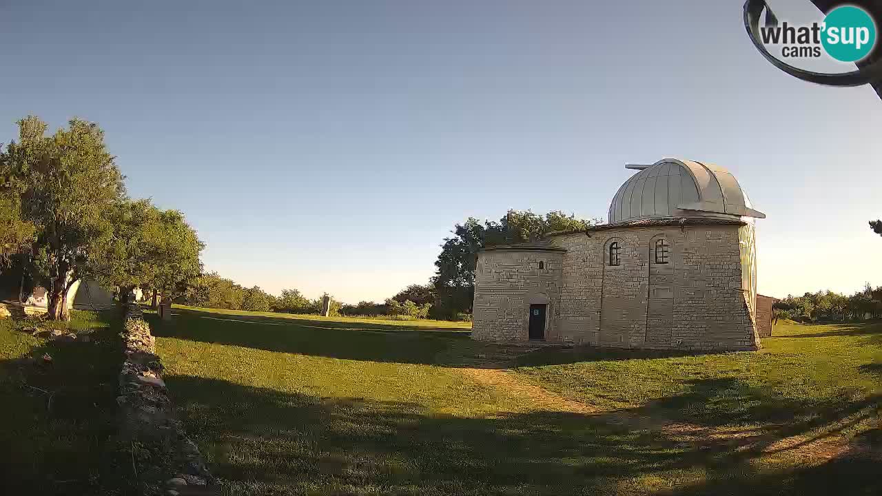 Webcam de l’Observatoire de Višnjan: Plongez dans le cosmos depuis l’Istrie, Croatie