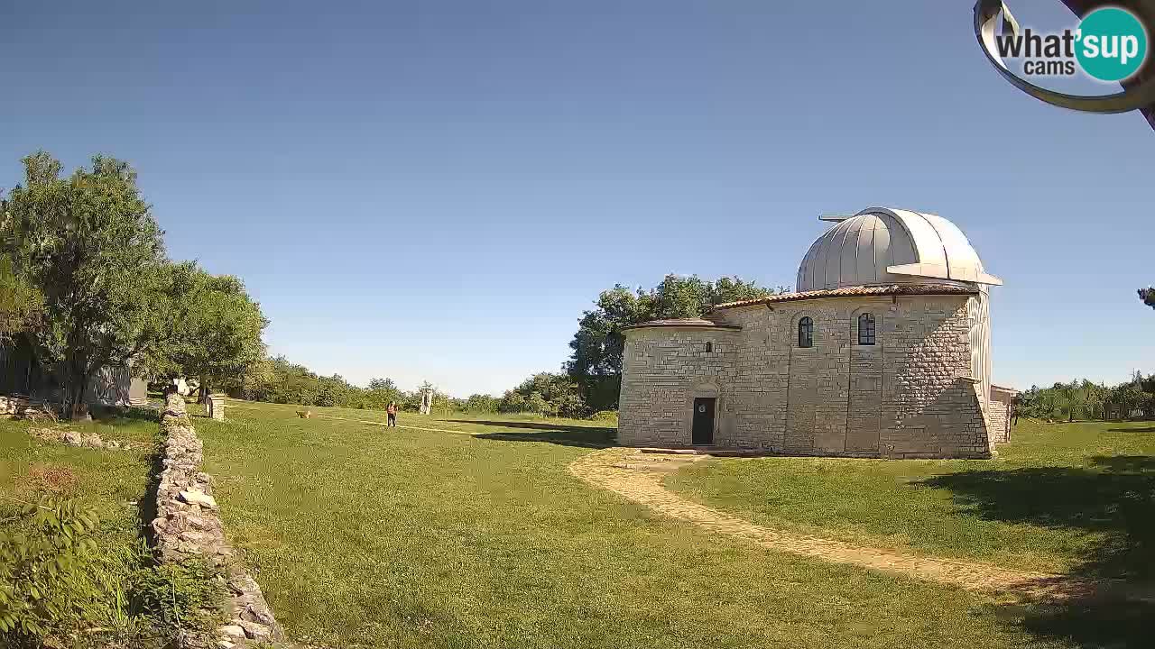 Višnjan Observatory Webcam: Gaze into the Cosmos from Istria, Croatia