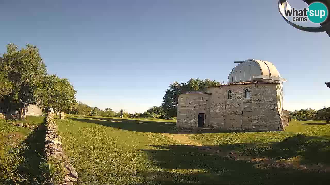 Višnjan Observatory Webcam: Gaze into the Cosmos from Istria, Croatia