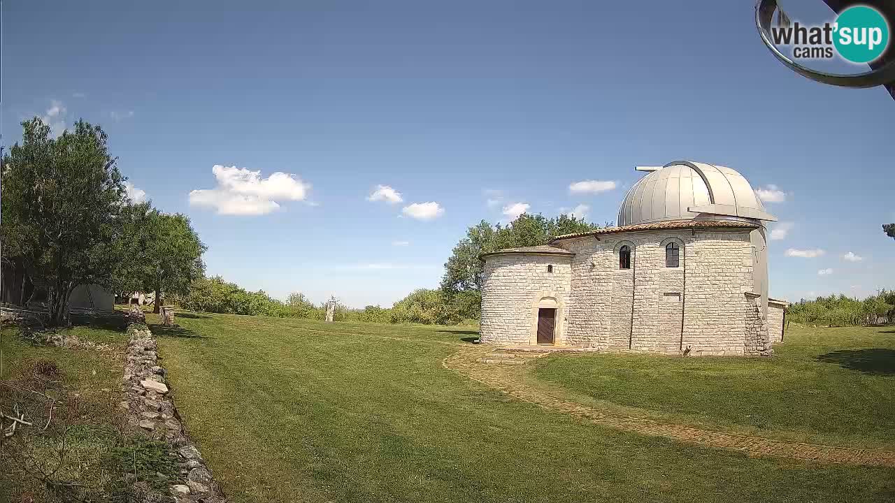 Višnjan Observatory Webcam: Gaze into the Cosmos from Istria, Croatia
