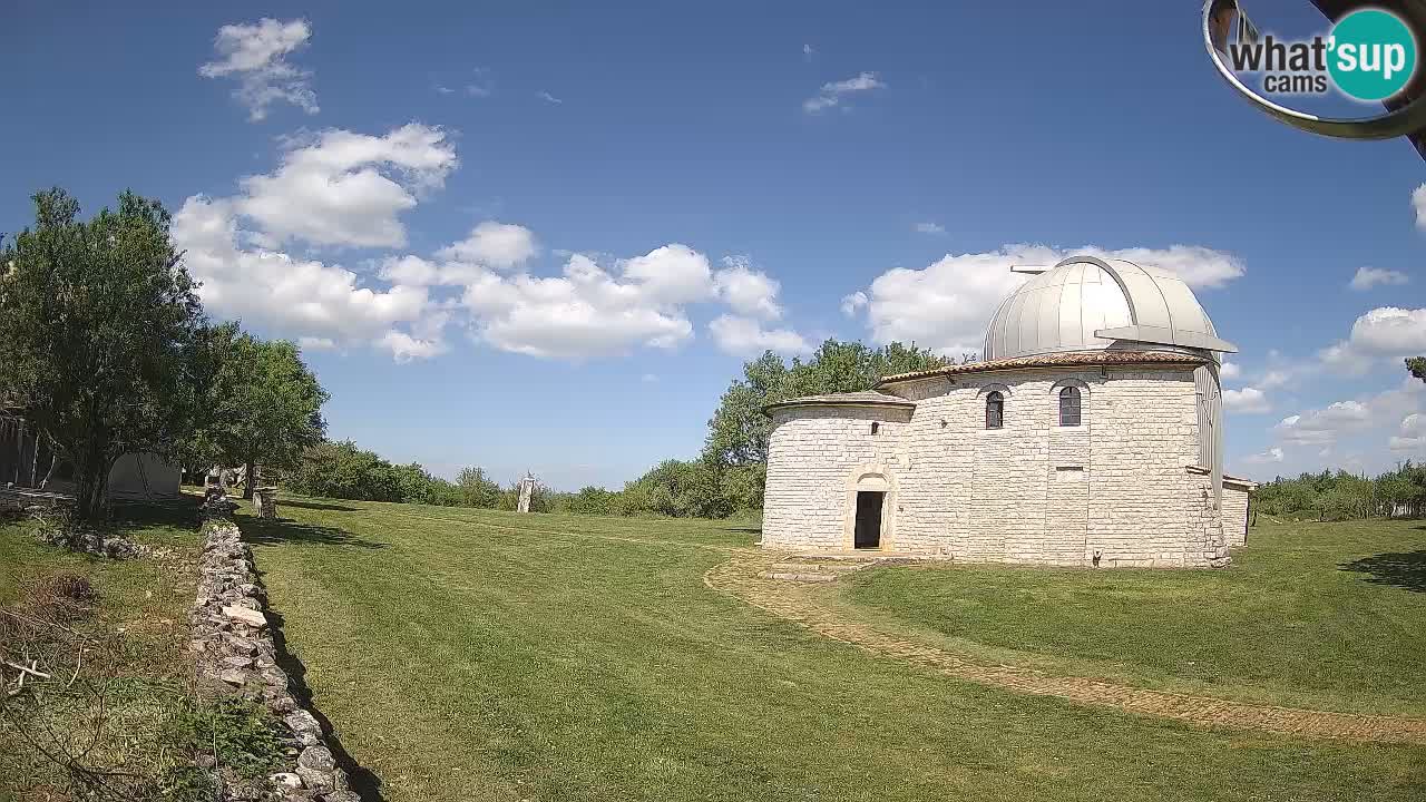Webcam de l’Observatoire de Višnjan: Plongez dans le cosmos depuis l’Istrie, Croatie