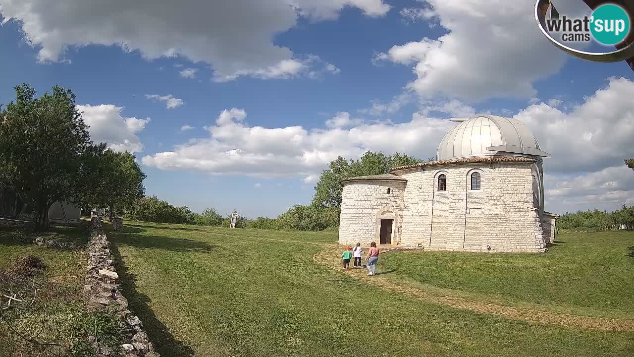 Webcam del Observatorio de Višnjan: Contempla el cosmos desde Istria, Croacia