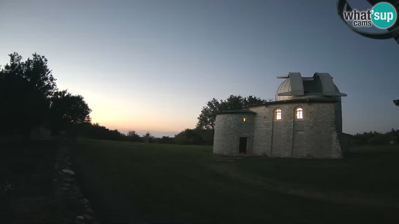 Webcam de l’Observatoire de Višnjan: Plongez dans le cosmos depuis l’Istrie, Croatie